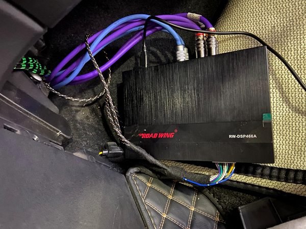 改裝案例|歐尚A800改裝升級(jí)法國(guó)路翼音響系統(tǒng)